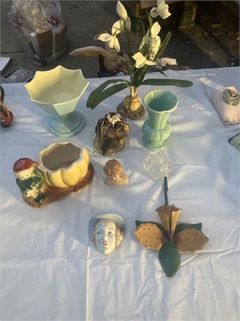 Assorted decor (9)