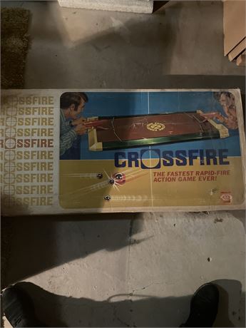 Milton Bradley (MB) Crossfire Rapid-Fire Action Game.