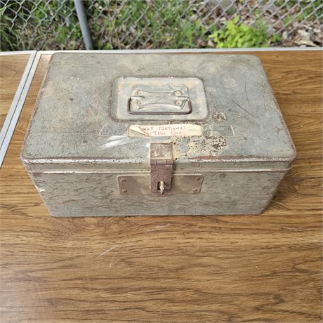 Antique Galvanized Steel Metal Rustic Tool Box with Handle