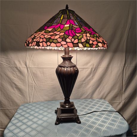 Exquisite Tiffany-Style Stained Glass Lamp