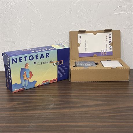 NEW Netgear 4 Port EN104 Ethernet Hub