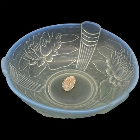 Vtg Czechoslovakian Embossed Floral Frosted Glass Bowl