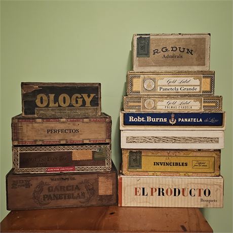 Vintage wooden and not wood cigarboxes
