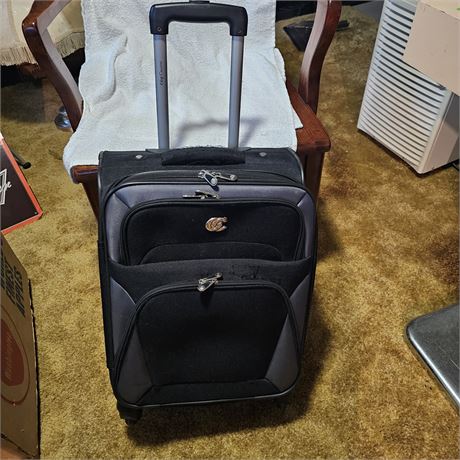 Lite Expandable Suitcase