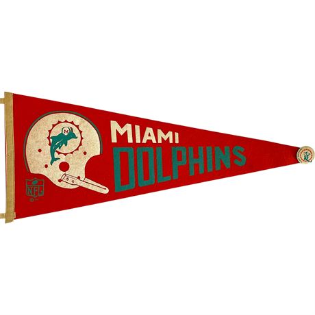1967 Miami Dolphins NFL Pennant & Pin