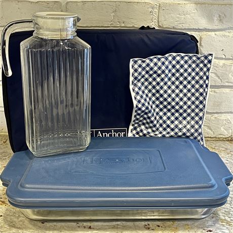 Anchor Hocking Travel Covered Dish w/ Bag & Heat Pack w/ Glass Pitcher