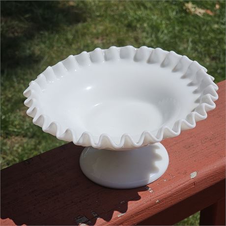 Westmoreland Bramble Maple Leaf Milkglass Dish