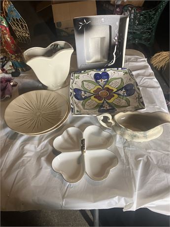 Assorted porcelain items (7)
