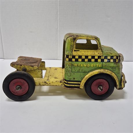 Vintage Wyandotte Pressed Steel Vintage Diecast Truck