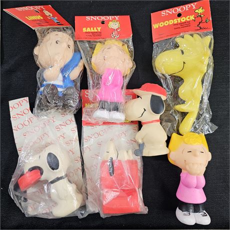 Peanuts & Snoopy Squeak Toys Lot