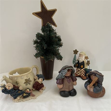 Adorable Holiday Folk Art Figurines w/ Boyd's Bear & Friends Candle Holder