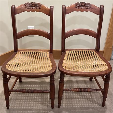 Pair of Vtg Cane Seat Ladder-Back Side Chairs w/ Carved Rose Crests