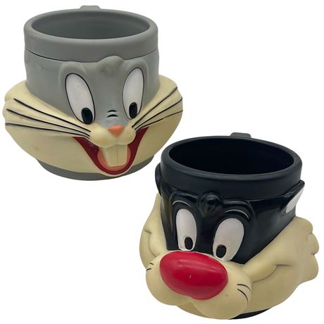 1992 Warner Bros Looney Tunes Bugs Bunny & Sylvester the Cat Plastic Mugs