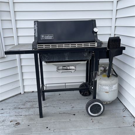 Weber Grill with Tank and Grill Cover