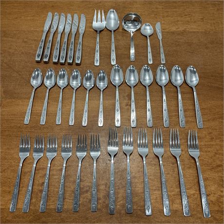 Service for 6 International Decorator "Rose Lace" Stainless Silverware Set