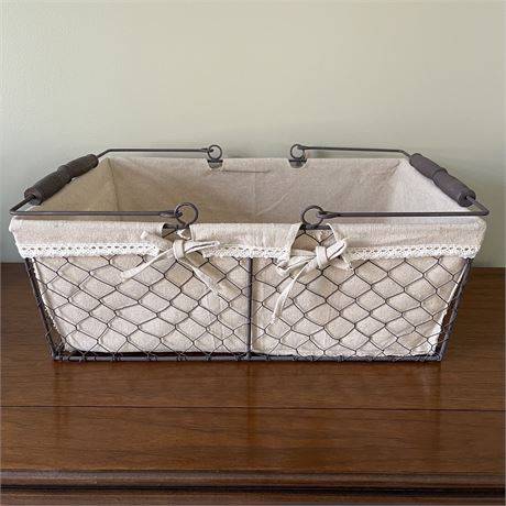 Farmhouse Style Wire Basket with Liner