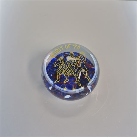 Vtg. Spirit of '76 Paperweight Iconic Marching Soldiers