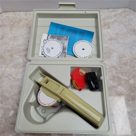Dymo Label Maker