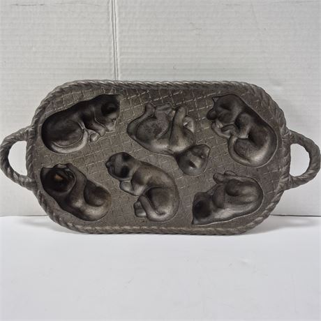 Vintage John Wright “Cat Nap” Cast Iron Muffin Pan (1985)