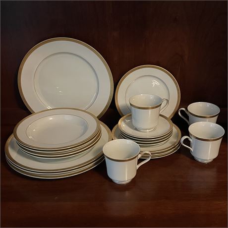 Mikasa Ivory China Place Setting for 4 - L2818 Colony Gold
