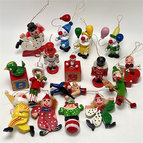 Vtg Handmade Wooden Miniature Ornaments