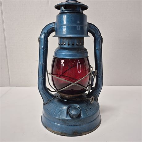 1920 Dietz Little Wizard Lantern