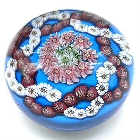 Double Garland Clichy-Rose Glass Paperweight