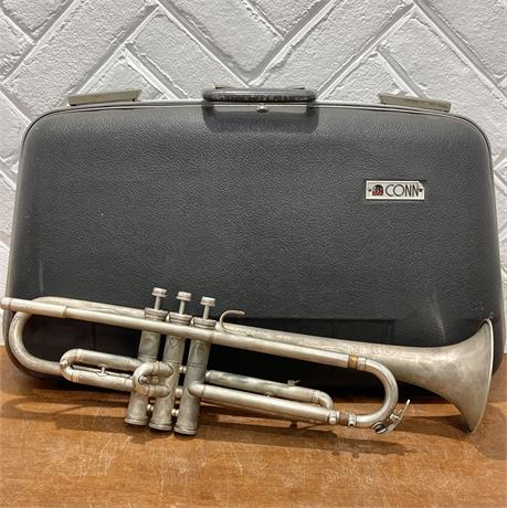 Vtg Holton Collegiate Silver Plated Trumpet in Conn Case