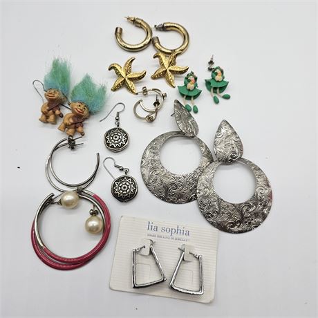 Vintage Fashion Jewelry Lot 1 (Pierced)