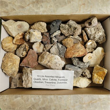 10 Pounds of Assorted Minirals