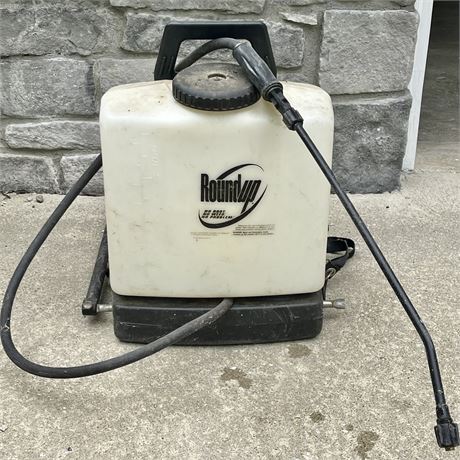 Roundup Backpack Lawn Sprayer