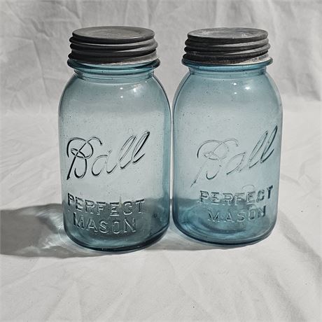 Two Vintage Blue Ball Perfect Mason Quart Zinc Lids