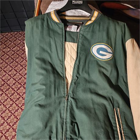 "Green Bay Packers" and the founding year "Since 1921." Jacket
