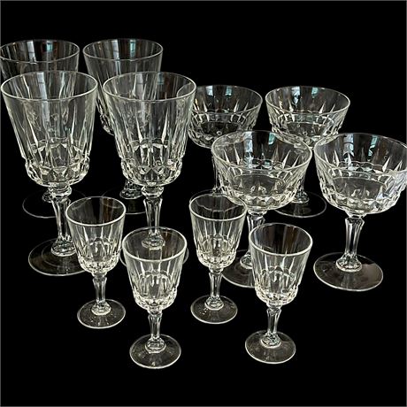 Setting for 4 Cristal D'Arques-Durand "Chantelle" Stemmed Barware