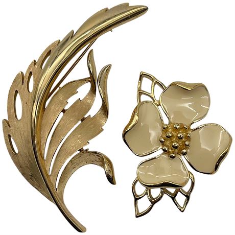 Vtg Trifari Gold-Toned Brooches