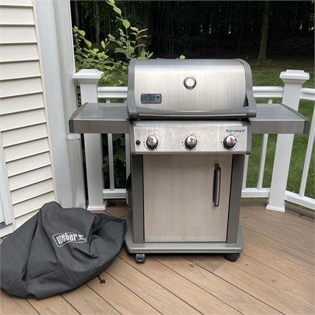 Weber Spirit Propane Grill with Cover
