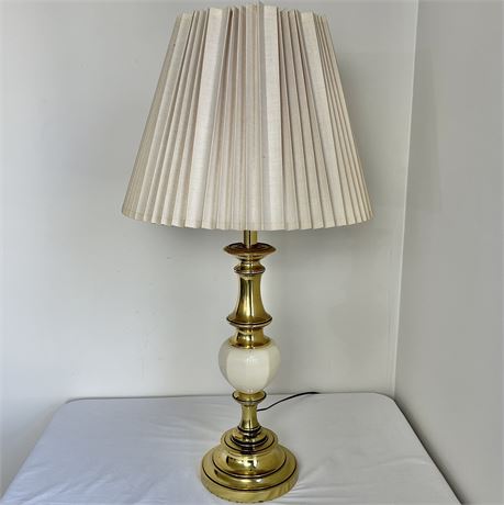 Vtg Stiffel Brass & Porcelain Table Lamp