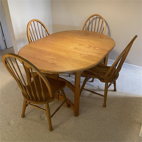 Solid Wood Kitchen Table with 4 Chairs by Walter of Wabash