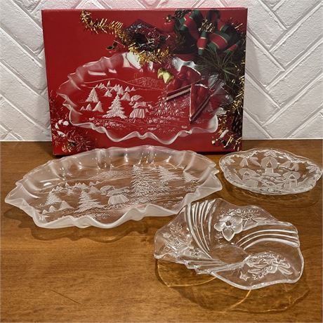 Set of 3 Mikasa Frosted Glass Christmas Trays