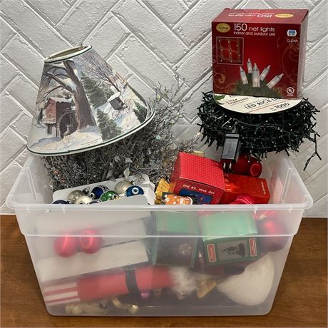 Large Tote of Miscellaneous Christmas Decor / Items / Ornaments