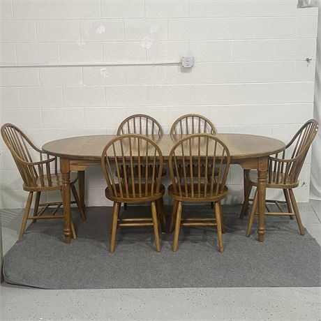 Solid Oak Kitchen Table with 6 Chairs and 3 Leaves (Table 44" round to 80" long)