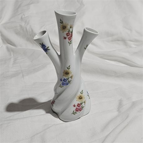Limoges Leclair "three-finger" bud vase ,Made in France