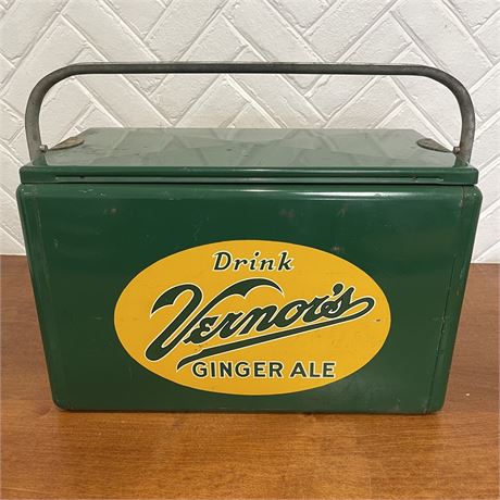 Vtg Vernor's Ginger Ale Advertising Cooler