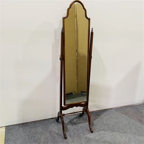 Bevan Funnell Reproduce Standing Cheval Mirror