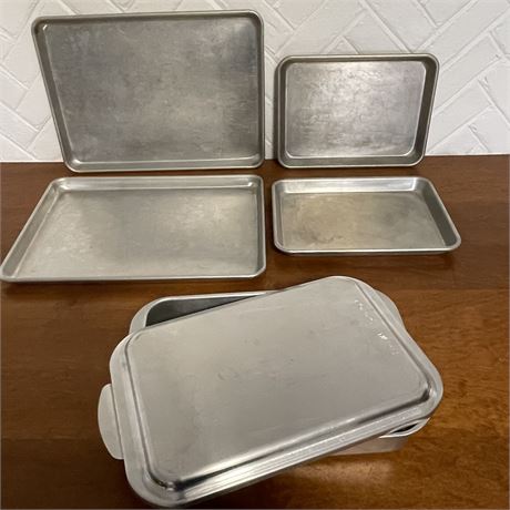 Nordic Ware & Member Mark Bakeware