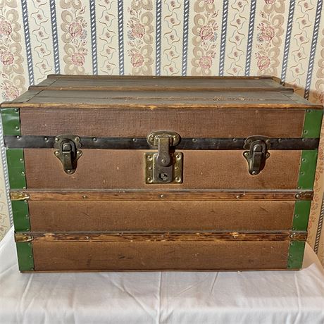 Antique Child's Storage Trunk - No Key