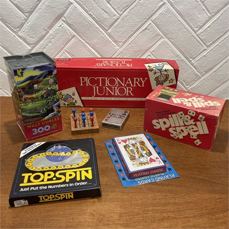 Vtg Family Games, Playing Cards, and Jigsaw Puzzle