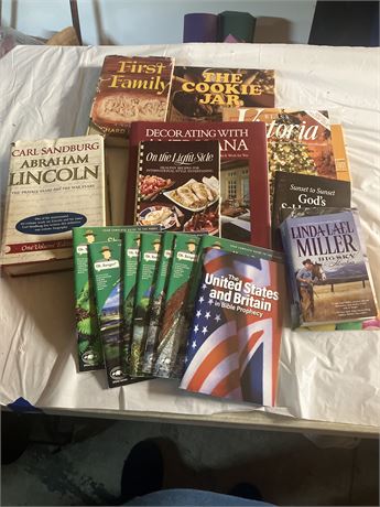 Array of books/magazines (18)