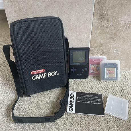 Nintendo Gameboy with Pokemon and Zelda Games with Carry Case