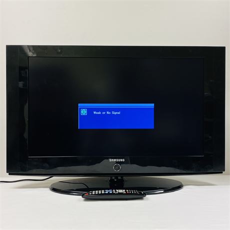 Samsung 32" 720p LCD HDTV - Model LN32A330J1D